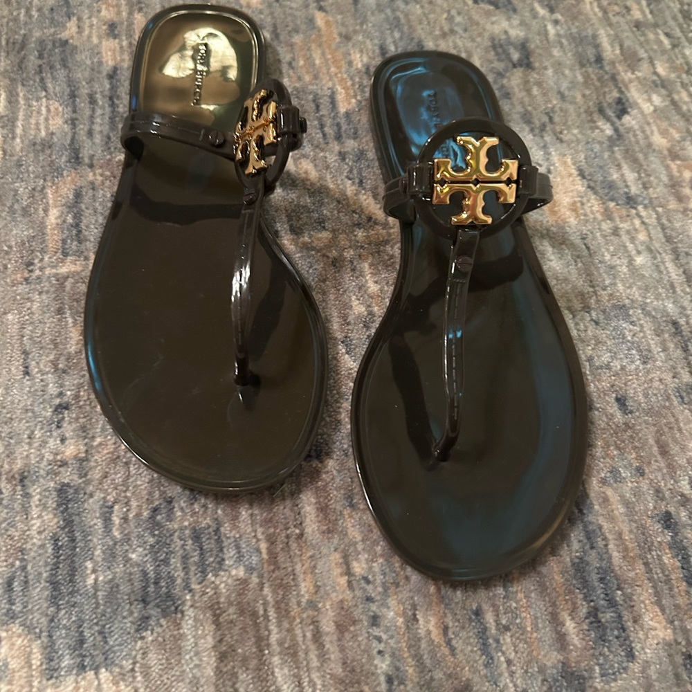 Tory Burch Glossy Coco/gold Sandals with Gold Emblem in original box